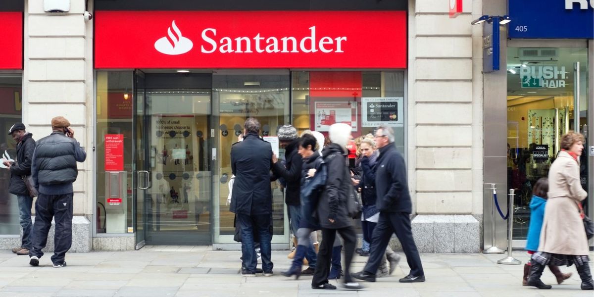 Santander confirms major bank branch update after TSB deal in move impacting 28 million customers Santander confirms major bank branch update after TSB deal in move impacting 28 million customers
