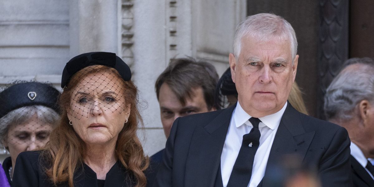 Sarah Ferguson ‘does not feel remorse’ and keeps ‘her head in the sand’ amid Andrew investigation Sarah Ferguson ‘does not feel remorse’ and keeps ‘her head in the sand’ amid Andrew investigation