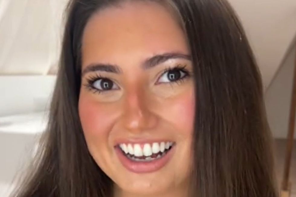 Sarah headshot