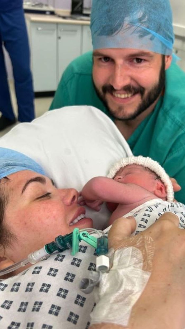 Scarlett Moffatt gives birth