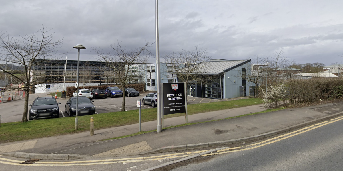 NextImg:School serves 'Halal only' lunches as local council faces demands for urgent answers