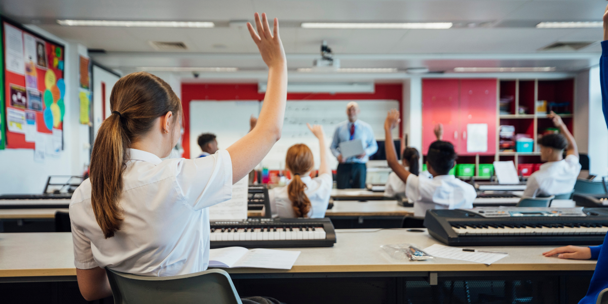 NextImg:Migrant crisis: 1.8 million schoolchildren DO NOT speak English as their first language