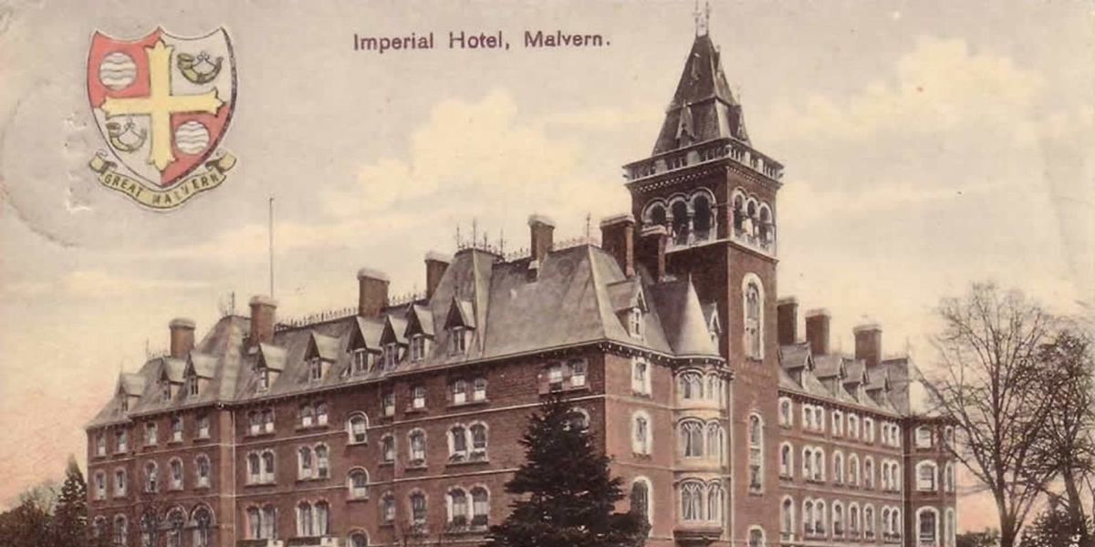 British school shuts down as new Chinese owner denies ‘asset-stripping’ allegations British school shuts down as new Chinese owner denies ‘asset-stripping’ allegations