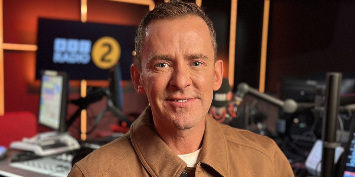 Scott Mills’ BBC axe followed ‘2016 police probe into sexual offences against teenage boy’ Scott Mills’ BBC axe followed ‘2016 police probe into sexual offences against teenage boy’
