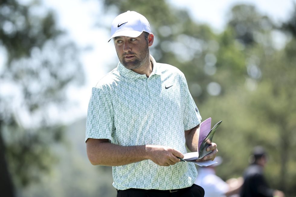 Scottie Scheffler posted a one-under-par 70 during Thursday's opening round at The Masters, positioning himself five strokes adrift of pacesetter Rory McIlroy