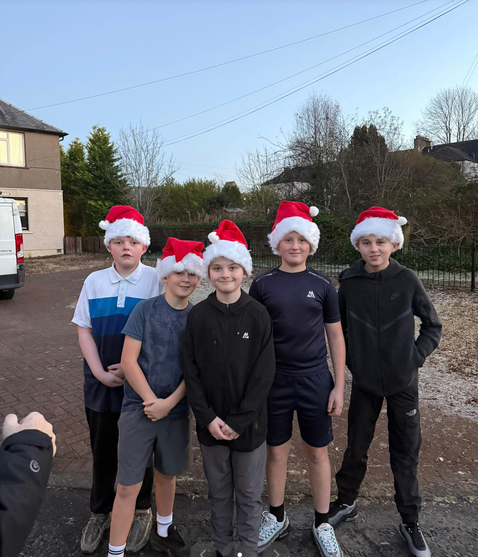 Scottish carol singers