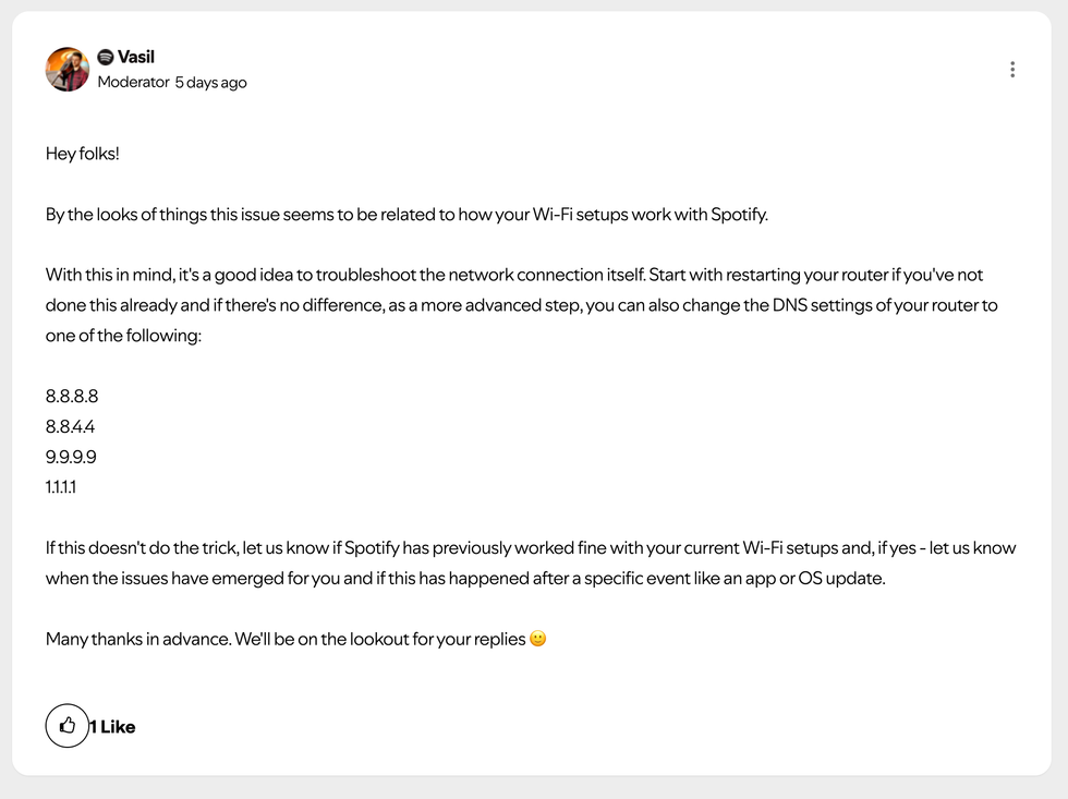 screenshot of spotify post in community pages for app crash fix