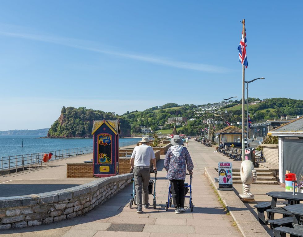 Seafront promenade view west towards Teignmouth, south Devon