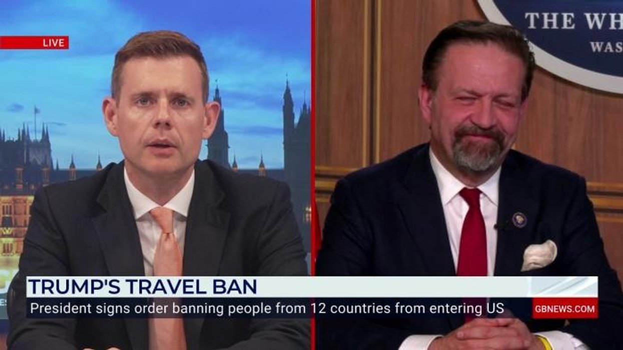 Travel warning issued to Britons in Chile as toursists told to beware of taxi scams