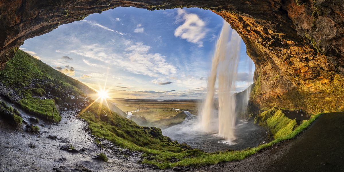 NextImg:Jet2 introduces new holiday packages for 'bucket list' European destination - promising 'breathtaking' views