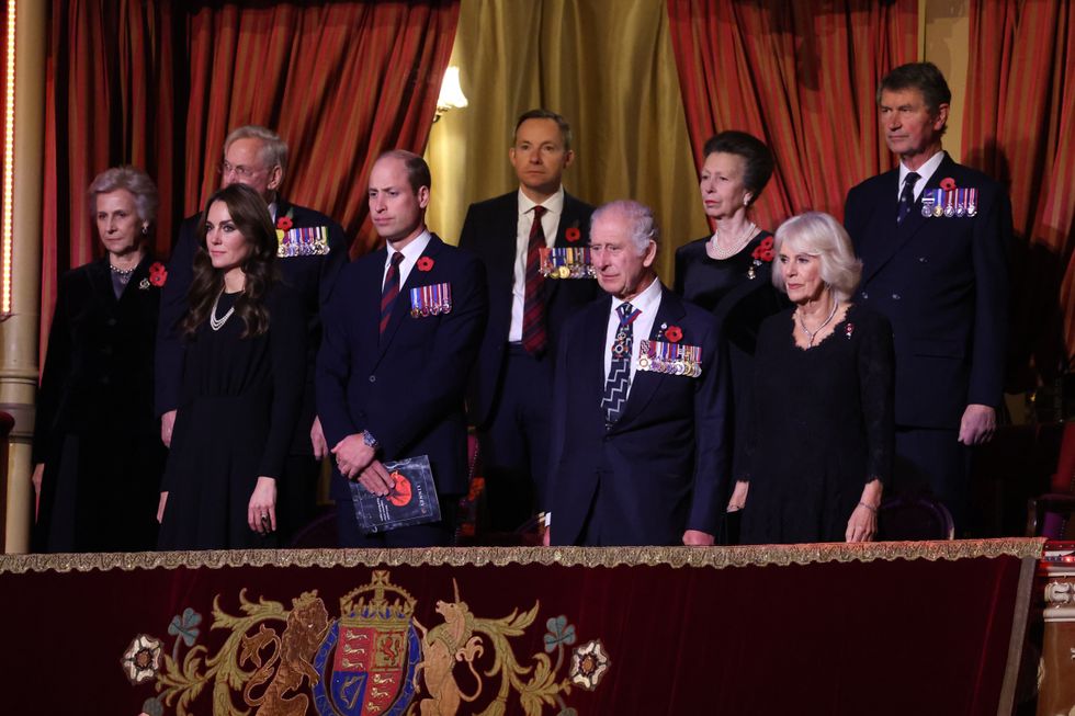 Senior Royals attend Festival of Remembrance