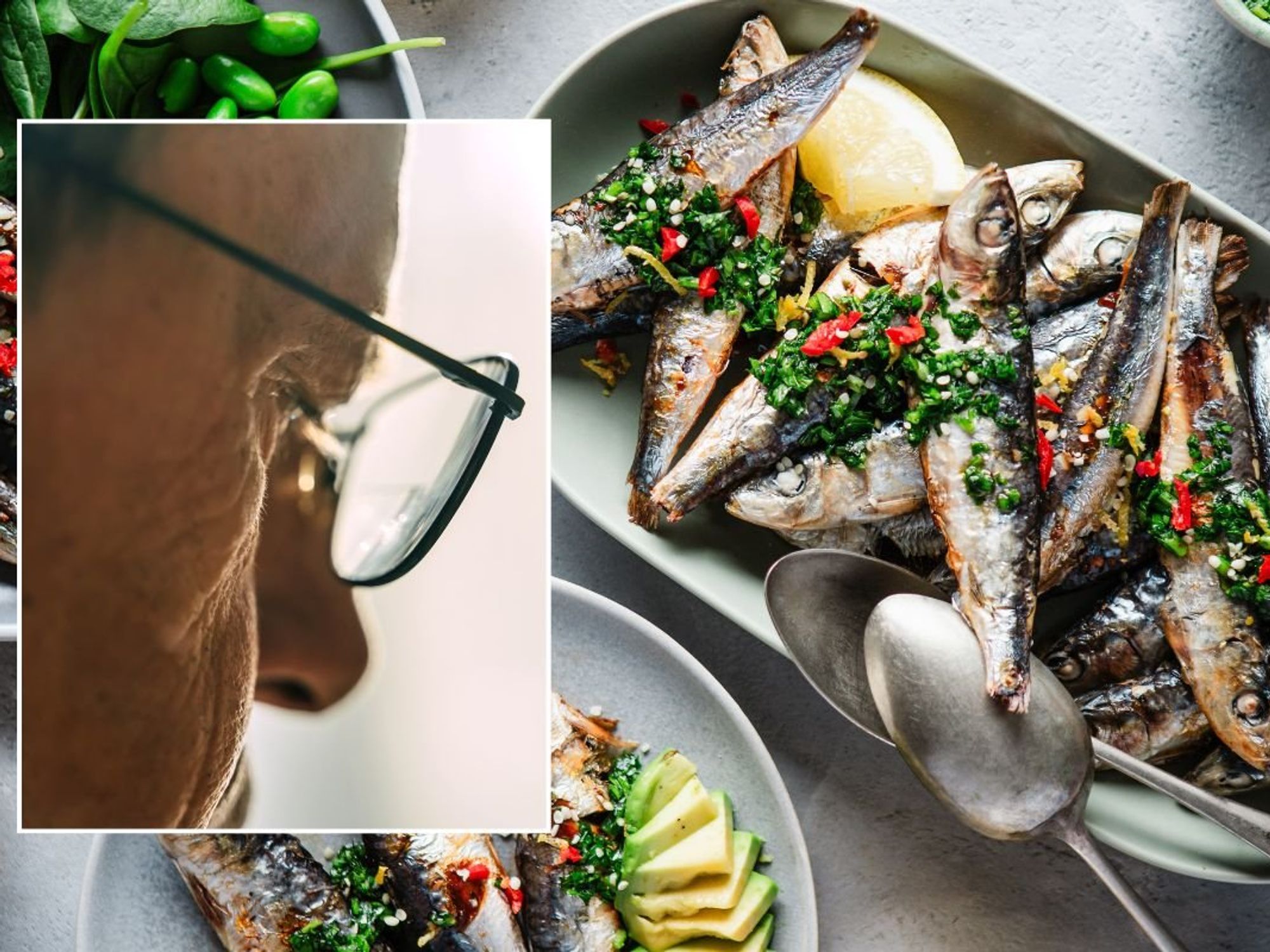 SENIOR WEARING GLASSES