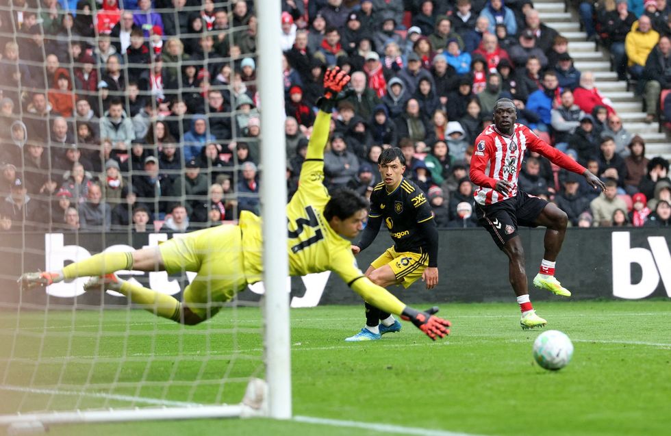Senne Lammens kept Sunderland at bay, especially denying Brian Brobbey with several saves