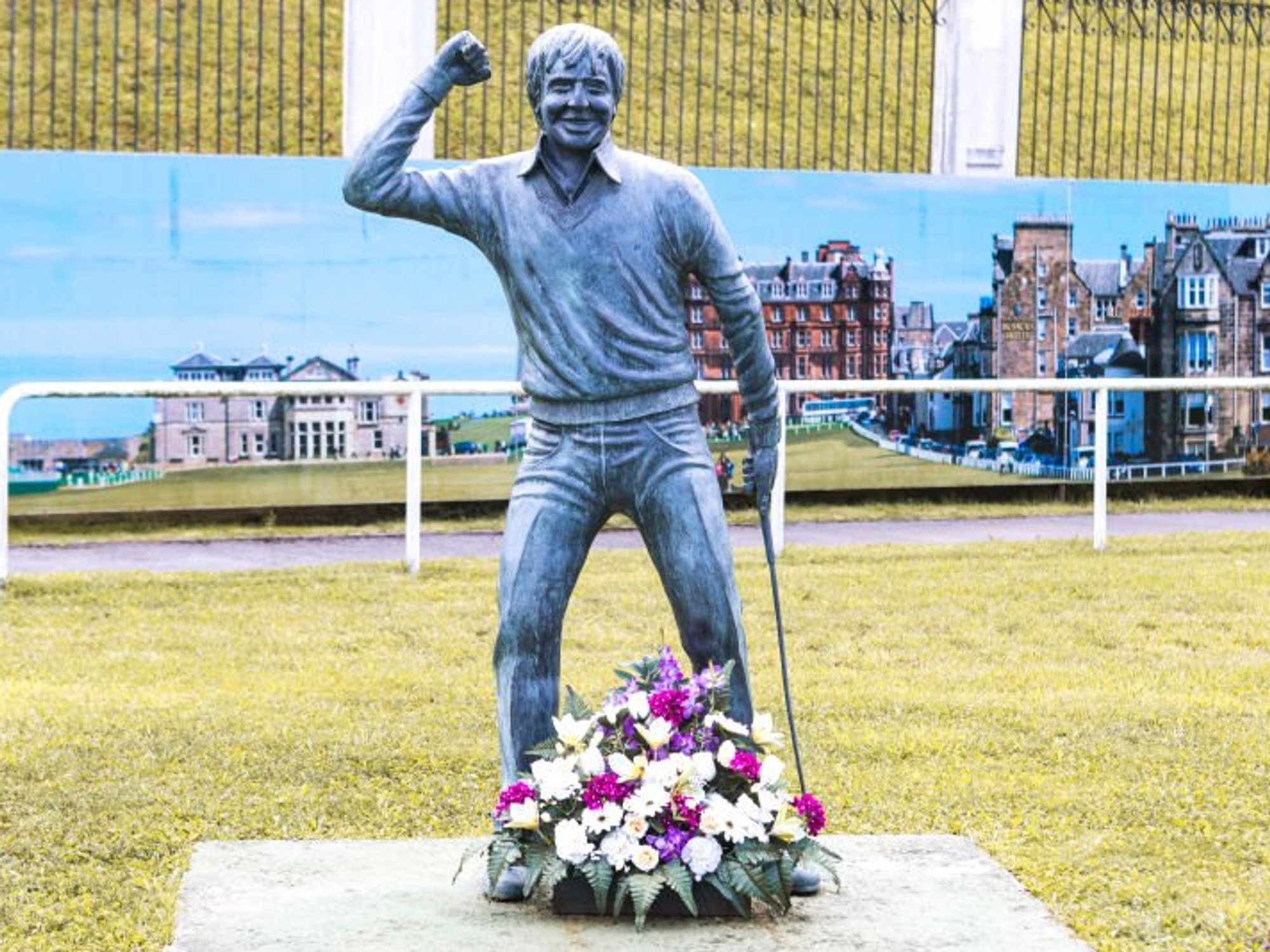 Seve Ballesteros statue