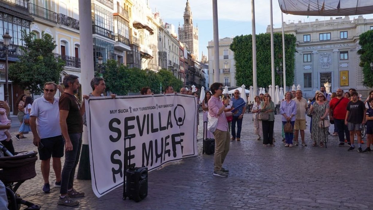 Several neighbors of different ages of the historic center, in the Plaza de San Francisco, to protest about the touristification and overcrowding