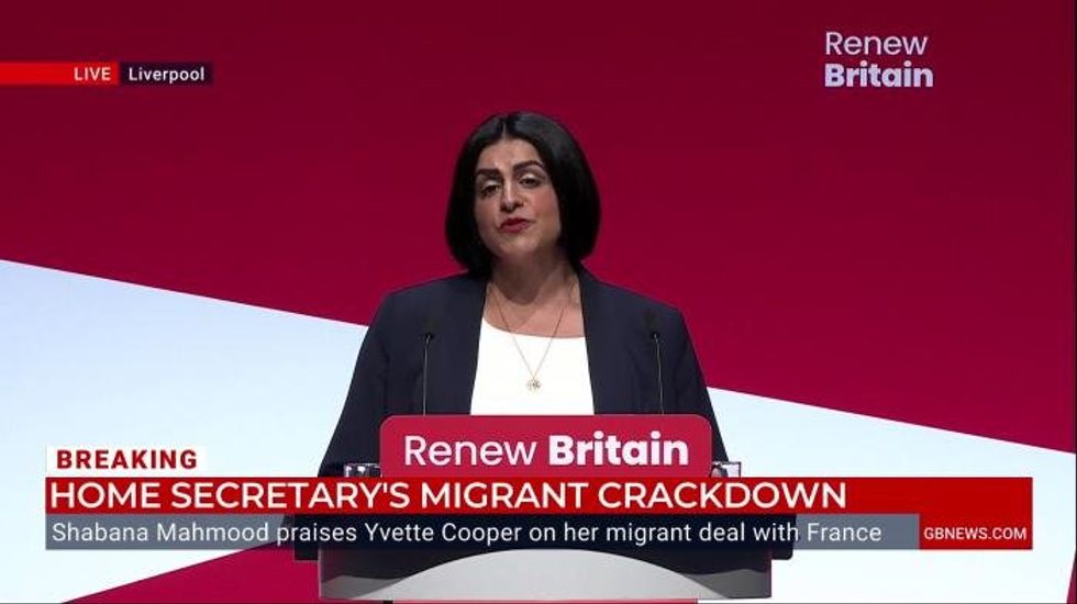 Migrants to require A-level English to work in UK under Labour immigration crackdown
