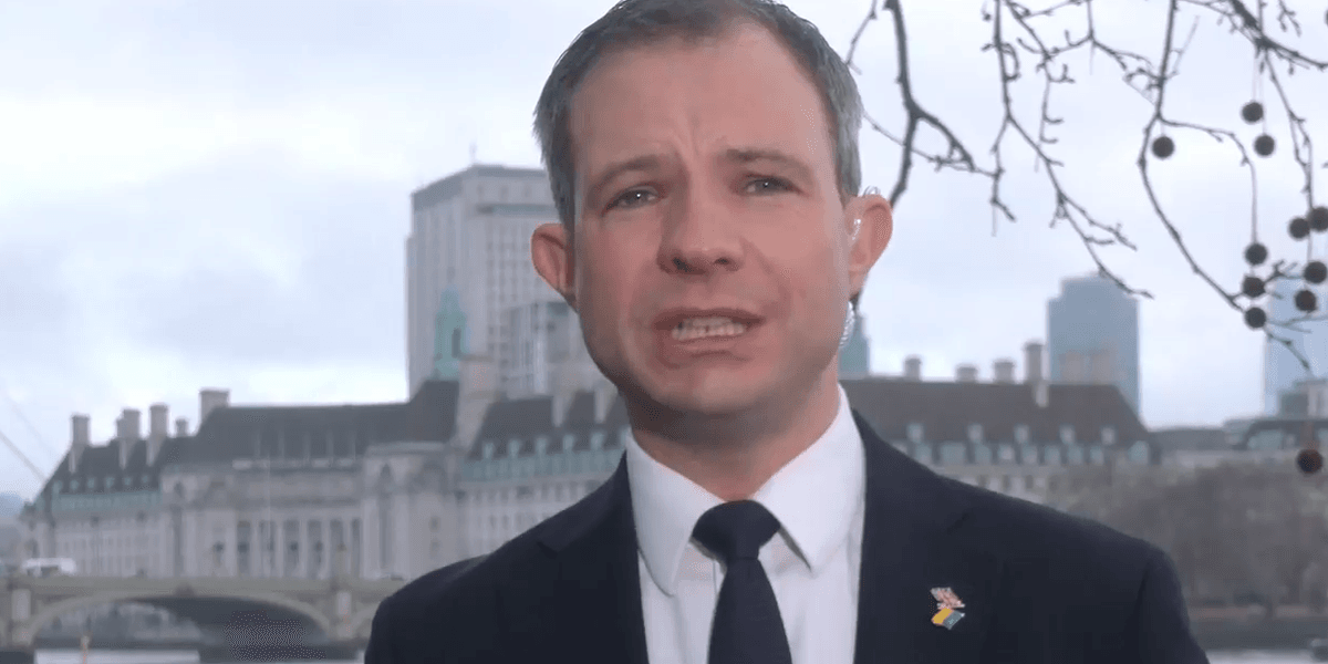 Labour Cabinet ‘forced at gunpoint’ to back PM, says top Tory as Keir Starmer clings onto job Labour Cabinet ‘forced at gunpoint’ to back PM, says top Tory as Keir Starmer clings onto job