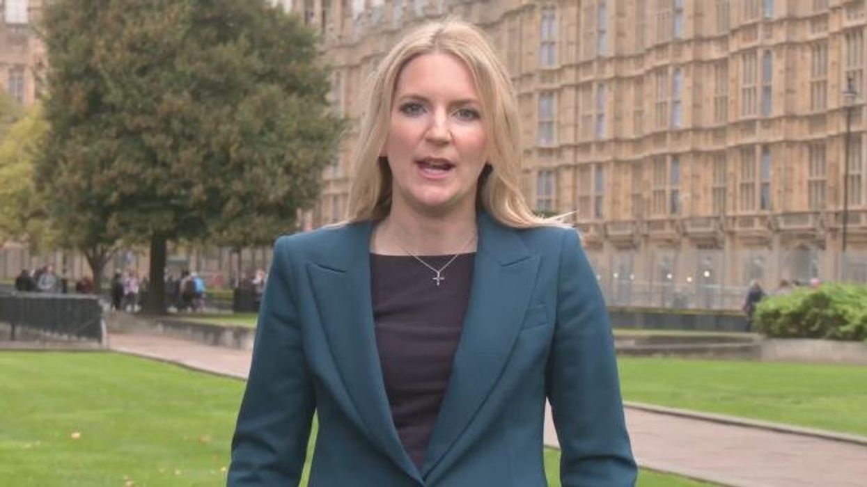 Ftse 100 closes higher as US markets rally following tech drop