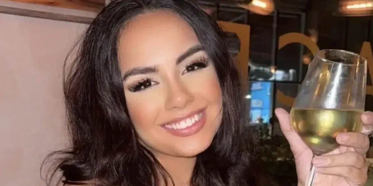 Woman shot dead outside Sheffield bar named as mother-of-one Woman shot dead outside Sheffield bar named as mother-of-one