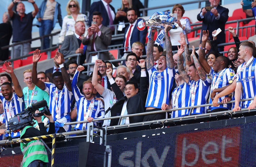 Sheffield Wednesday Dejphon Chansiri
