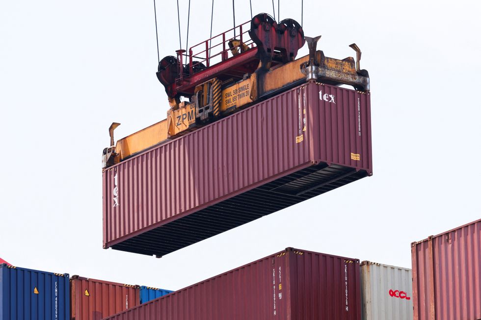 Shipping container