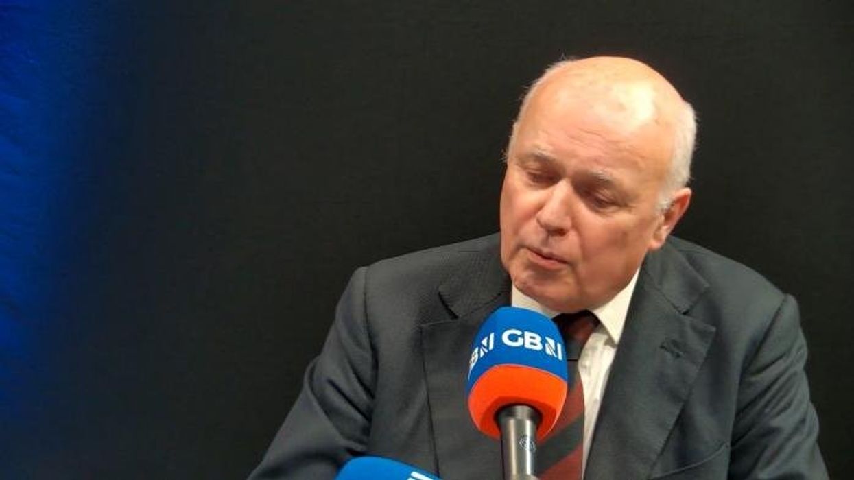 Iain Duncan Smith demands Labour get a grip of soaring benefits bill as ‘silent majority’ loses patience