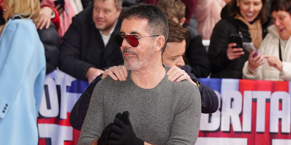 NextImg:Simon Cowell's Netflix show dealt awkward blow after only '40 people' show for boy band audition