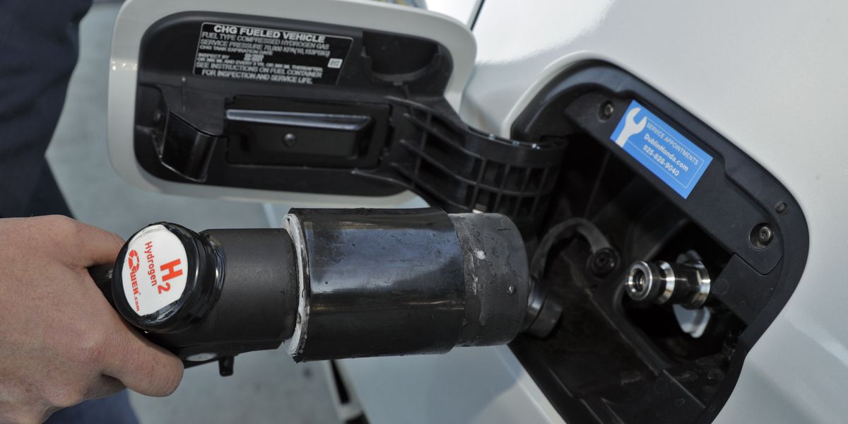 Drivers ‘starting to take hydrogen seriously’ as huge trials take place Drivers ‘starting to take hydrogen seriously’ as huge trials take place