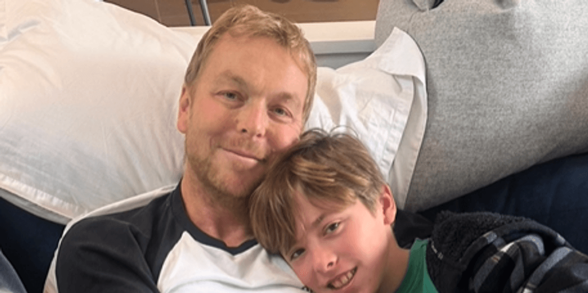 Chris Hoy returns to cycling after suffering ‘worst crash’ of his career as Team GB legend shares update Chris Hoy returns to cycling after suffering ‘worst crash’ of his career as Team GB legend shares update