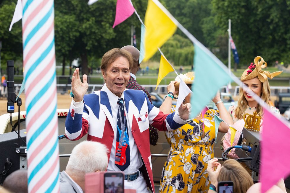 Sir Cliff Richard on the 50's bus during the Platinum Jubilee Pageant in front of Buckingham Palace, London