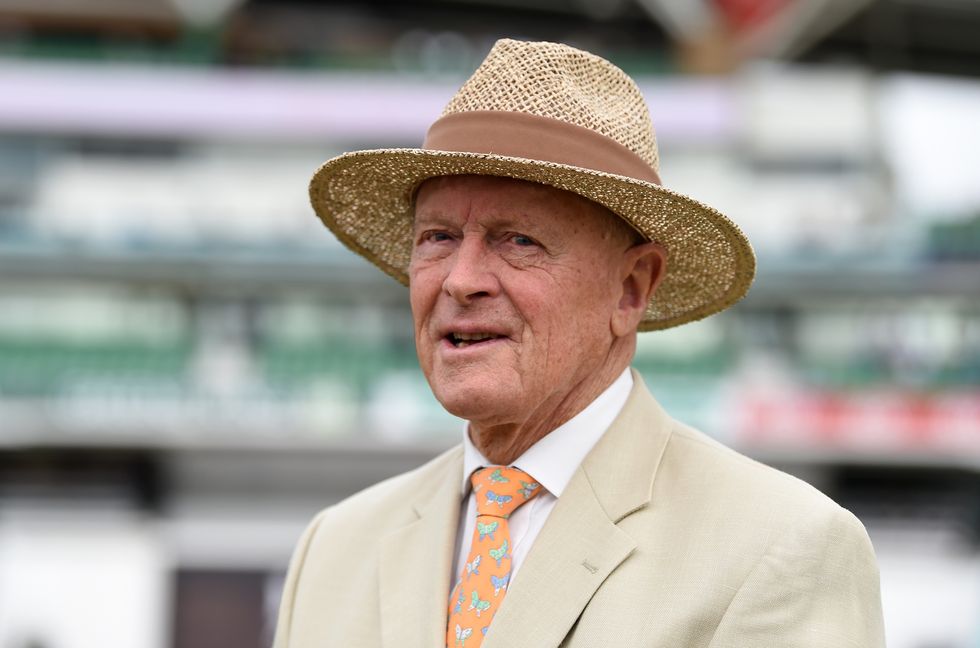 Sir Geoffrey Boycott will undergo surgery