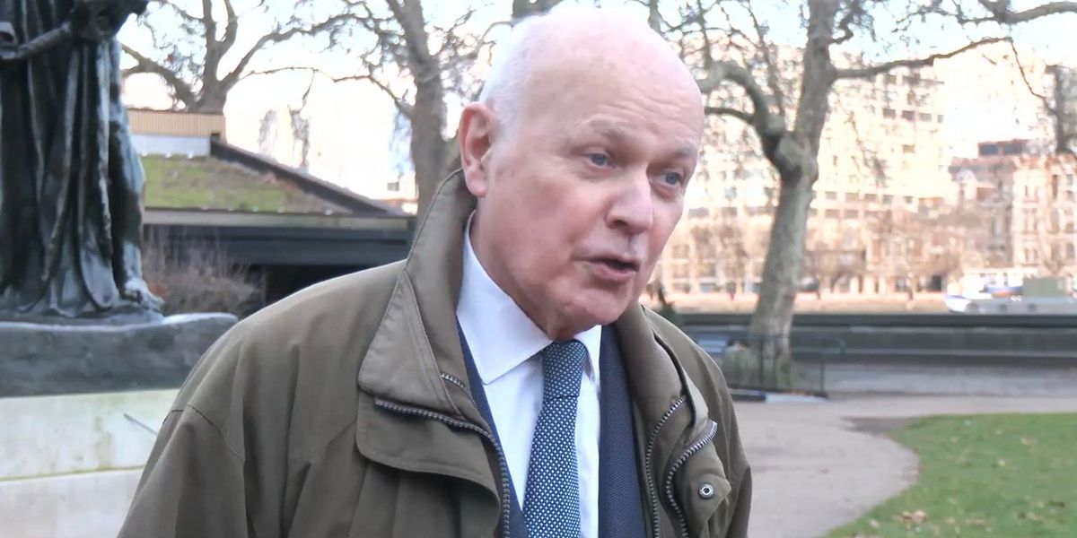 Keir Starmer branded ‘pathetic’ as ex-Tory leader launches furious tirade over approval of Chinese mega-embassy Keir Starmer branded ‘pathetic’ as ex-Tory leader launches furious tirade over approval of Chinese mega-embassy