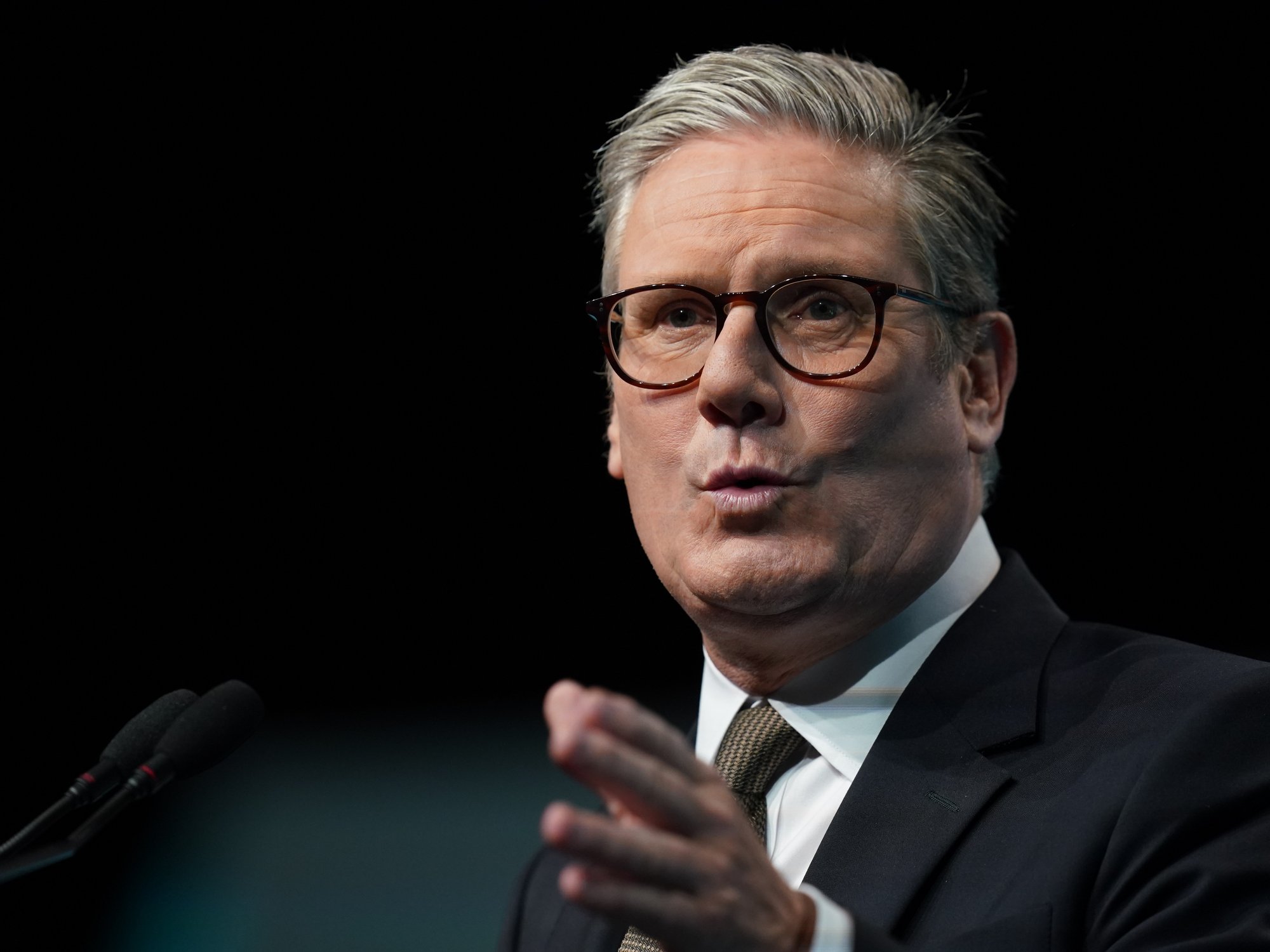 Sir Keir Starmer pledged to end 'sky high' migration figures