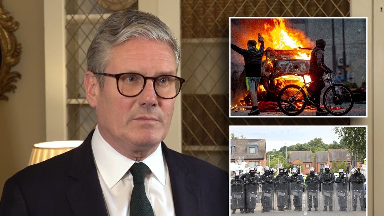 Sir Keir Starmer, Riot police and roits in Sunderland