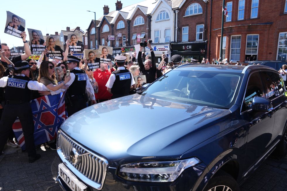 Sir Keir Starmer visits Golders Green