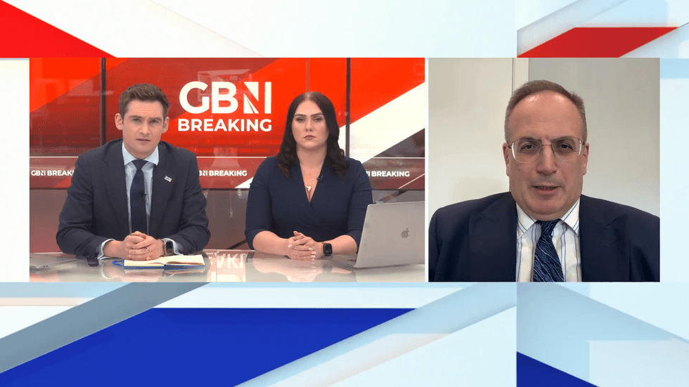 Senhor Michael Ellis