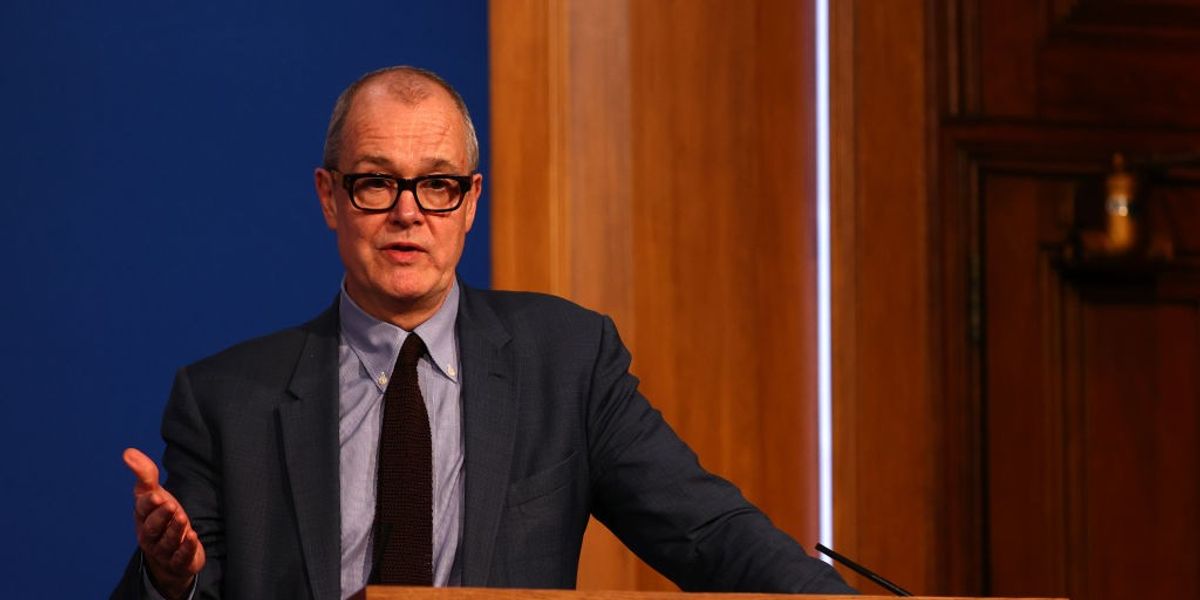 NextImg:Sir Patrick Vallance's pandemic diary will NEVER see light as it 'would breach his human rights'
