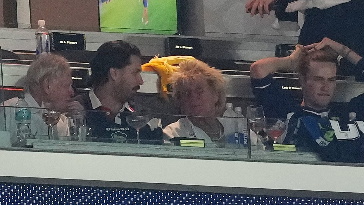 Sir Rod Stewart with his sons