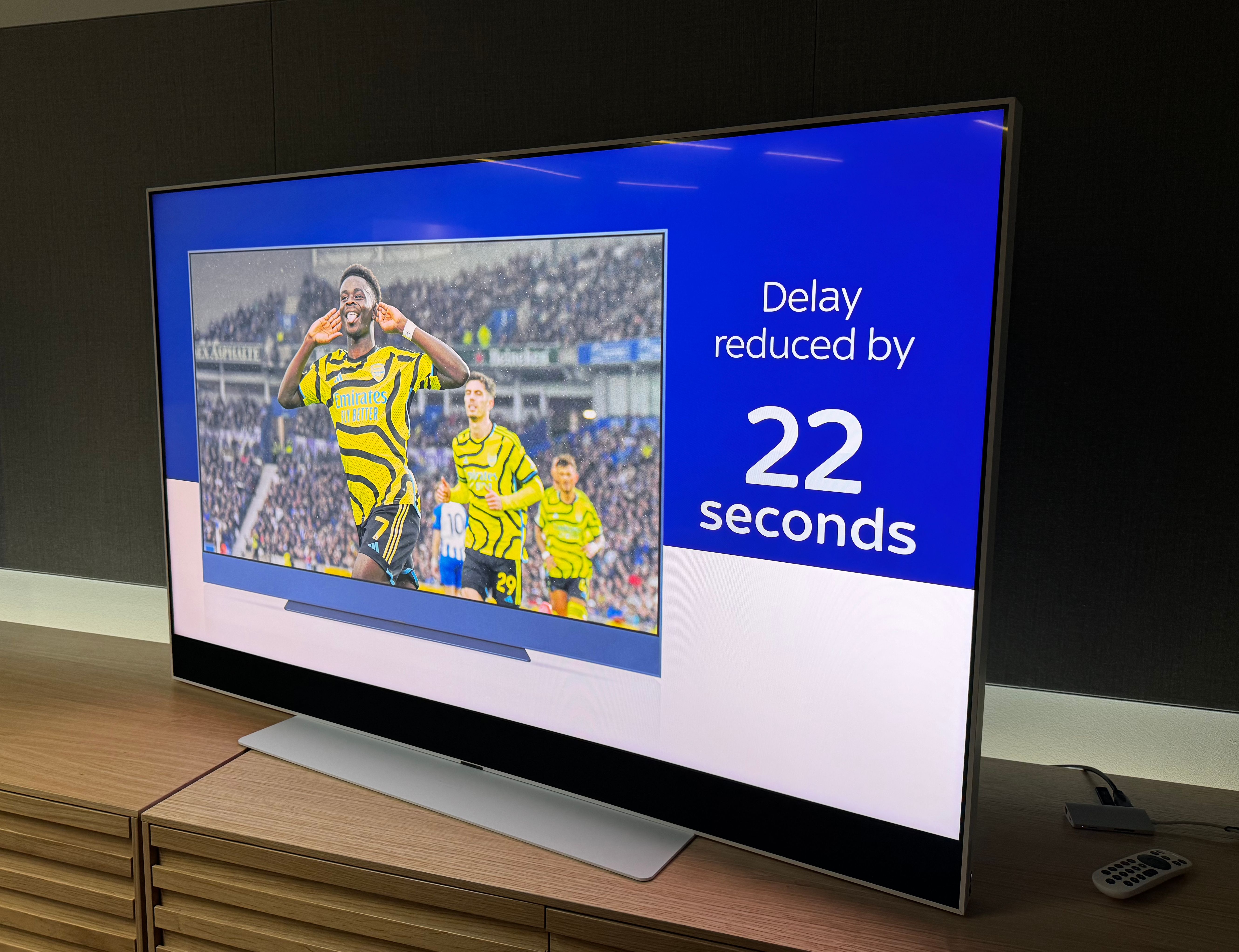 sky glass with a promotional image showing the reduction in the delay for online broadcasts