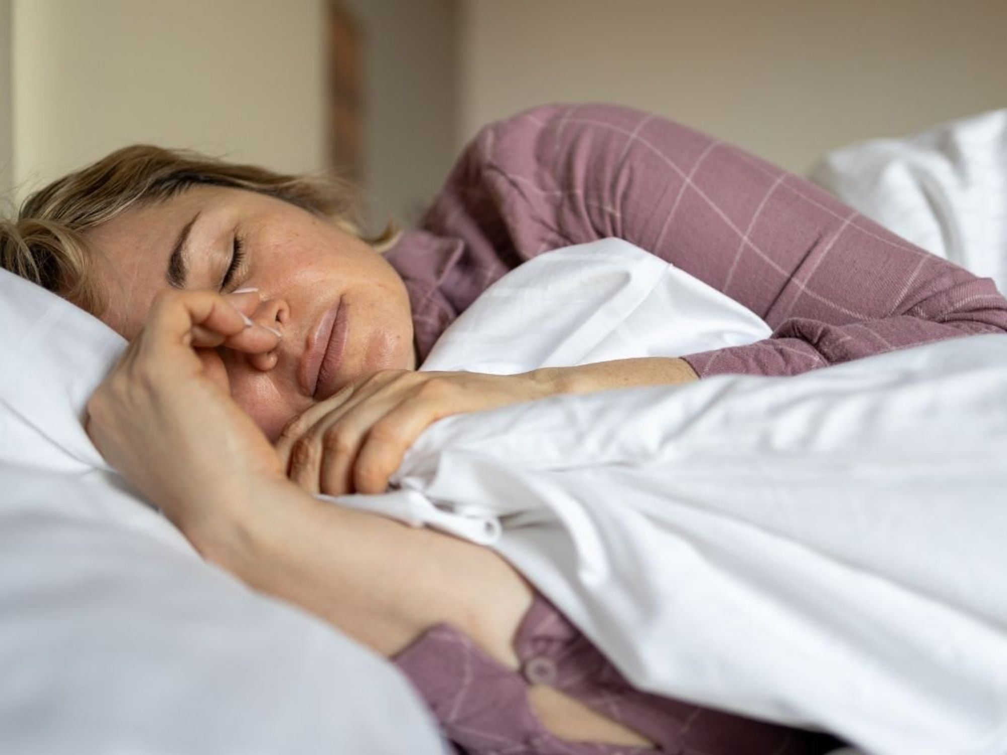 SLEEPING WOMAN
