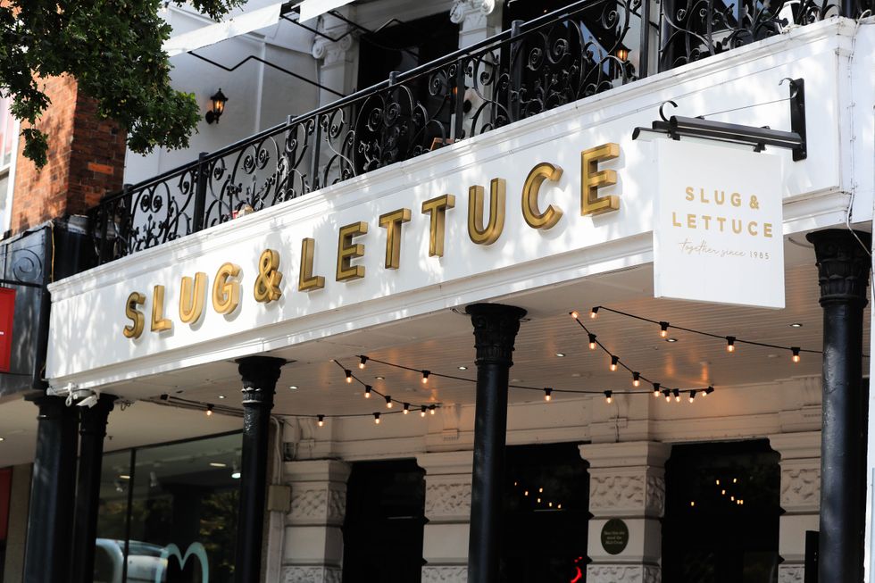 Slug & Lettuce bar