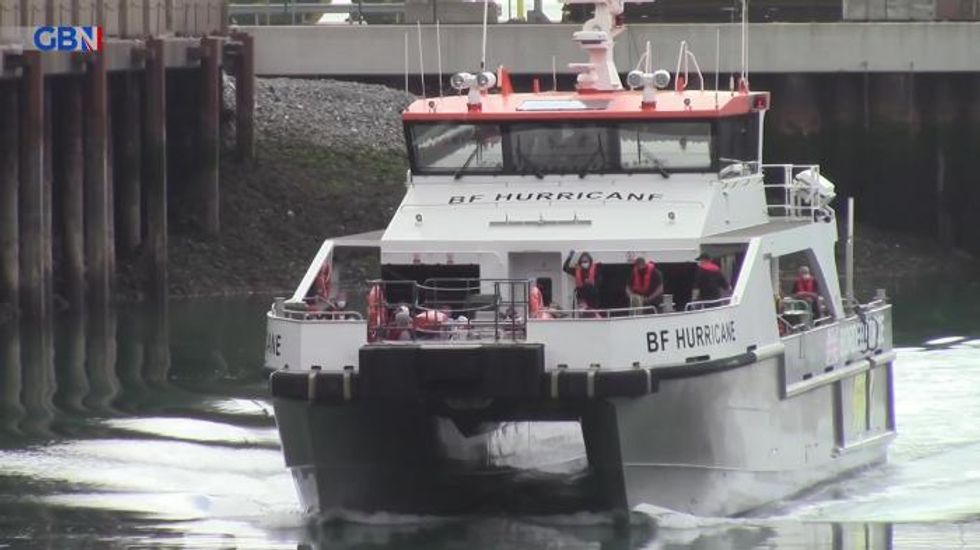 Small boats return to Dover after port disruption