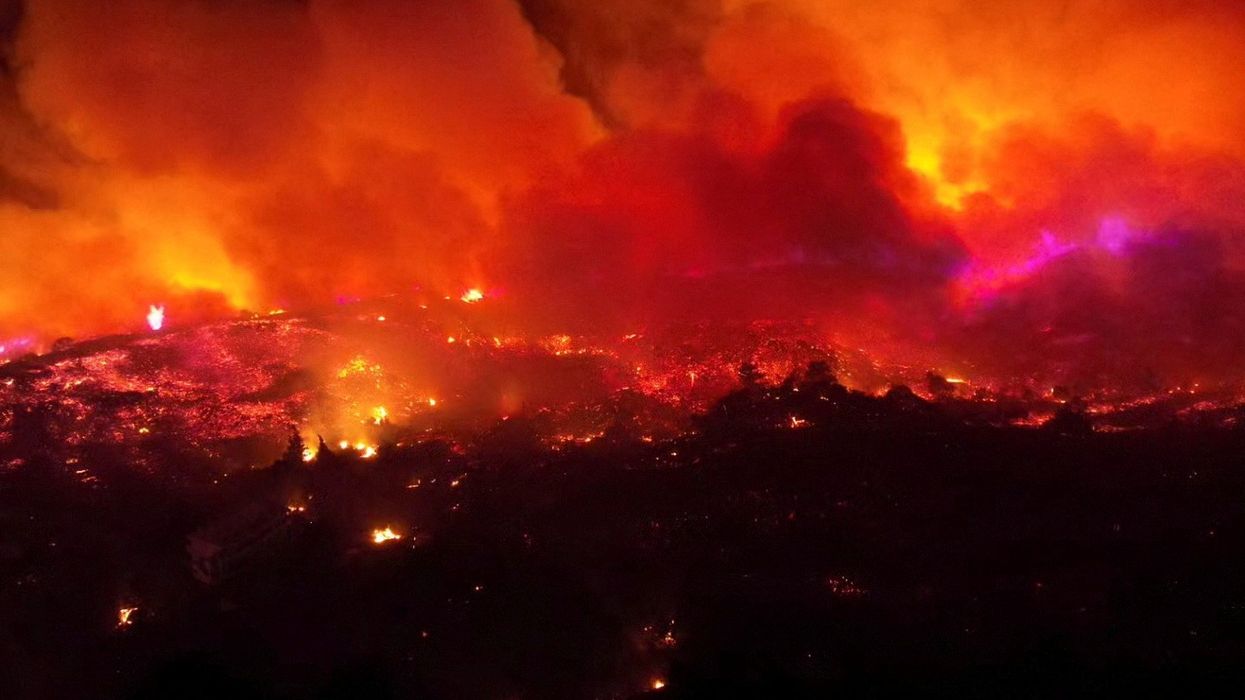 'War' declared on Rhodes wildfires as 30,000 Britons left in limbo