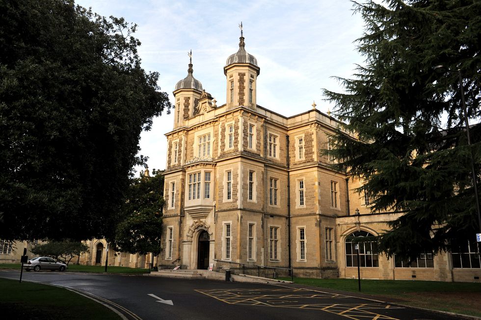 Snaresbrook Crown Court