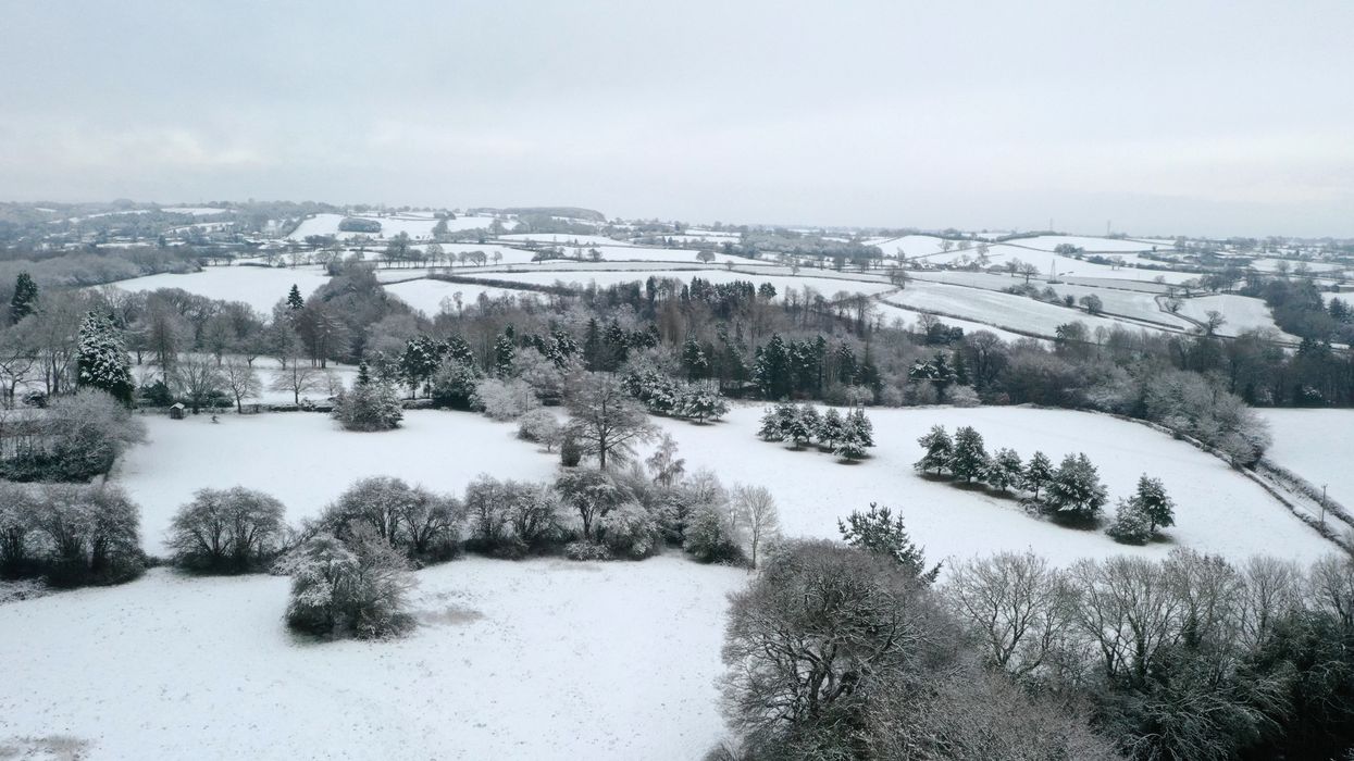 Snow covers UK
