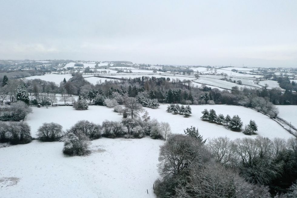 Snow covers UK