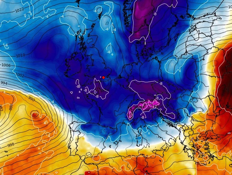 Snow warning: Cold air over the UK is set to smash into a warmer, wetter Atlantic front