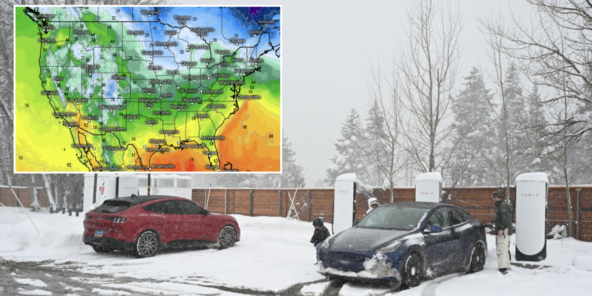 NextImg:US weather: 'Anticyclonic' freeze-zone to send temperatures plunging with swaths of America buried under a foot-deep Arctic blanket