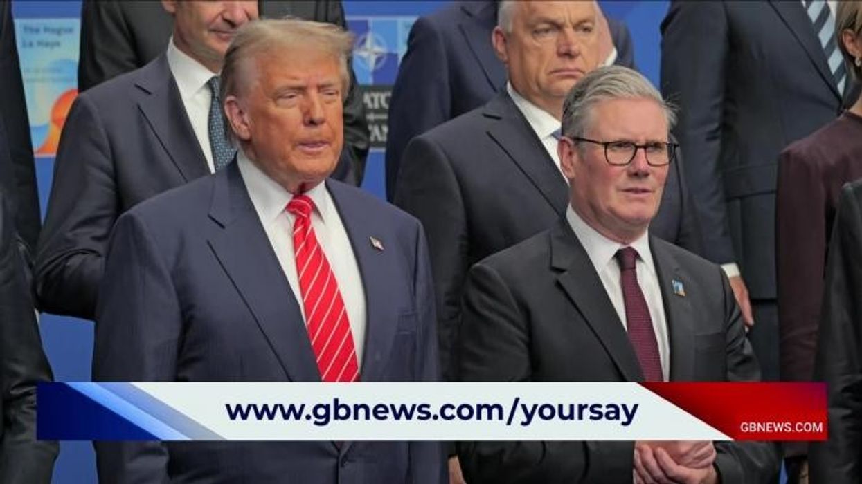 ‘So awkward!’ Bev Turner’s hilarious reaction as Keir Starmer brushes shoulders with Donald Trump