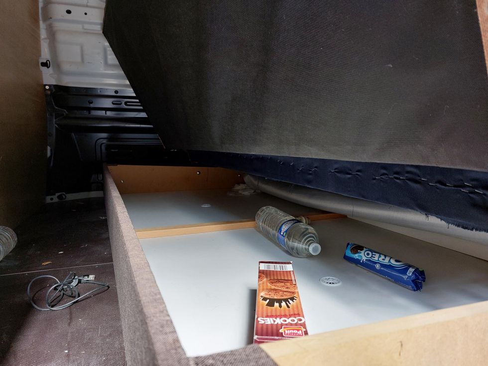 Sofa where migrants were stuffed